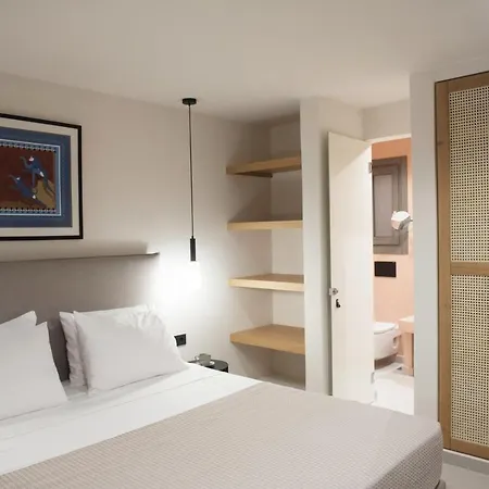 Terra Nera 3* Perivolos (Santorini)