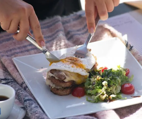 Hotel Terra Nera Perivolos (Santorini)