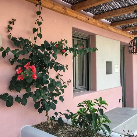 ホテル Terra Nera ペリヴォラス